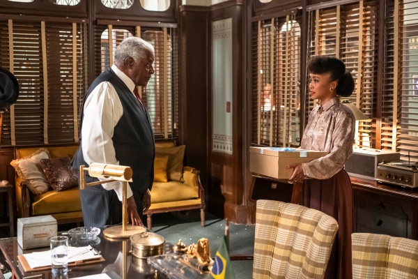 Haydée (Kenia Bárbara) e Lucio (Tony Tornado) - Foto: Globo/Estevam Avellar