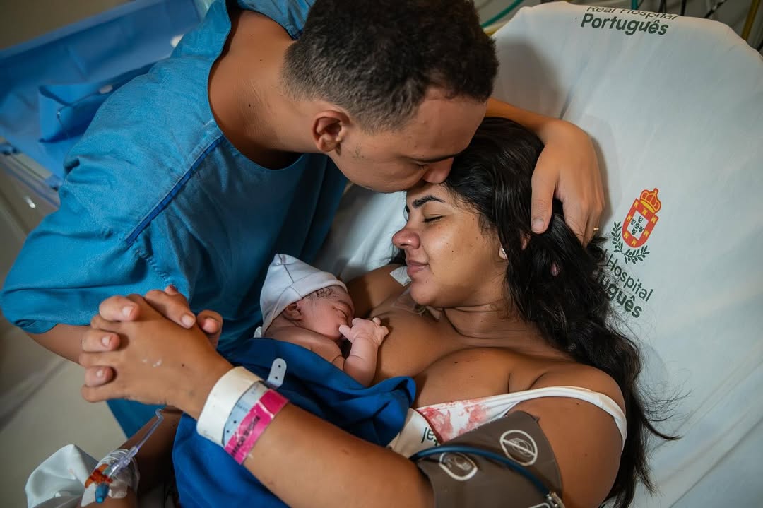 Nasce Joaquim, segundo filho de João Gomes e Ary Mirelle - Foto: Reprodução / Instagram; @deborahghelman