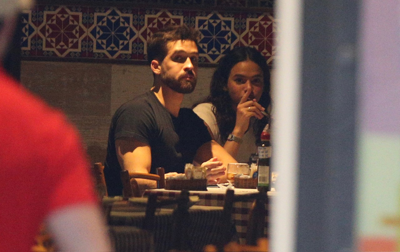Jo&atilde;o Guilherme e Bruna Marquezine - Foto: Thiago Martins / AgNews
