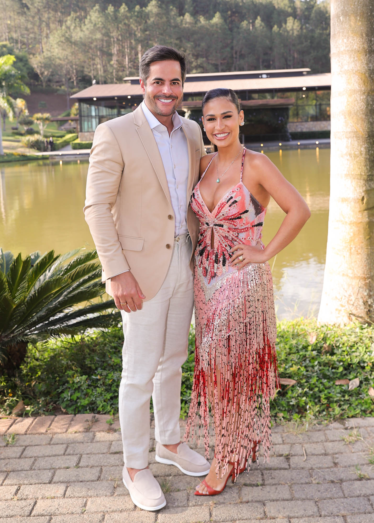 Kak&aacute; Diniz e Simone Mendes - Fotos: Manuela Scarpa / Brazil News