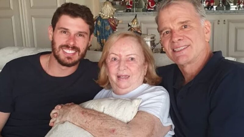 Bruninho e Bernardinho com dona Maria Ângela - Foto: Reprodução / Instagram @bernardinho_oficial