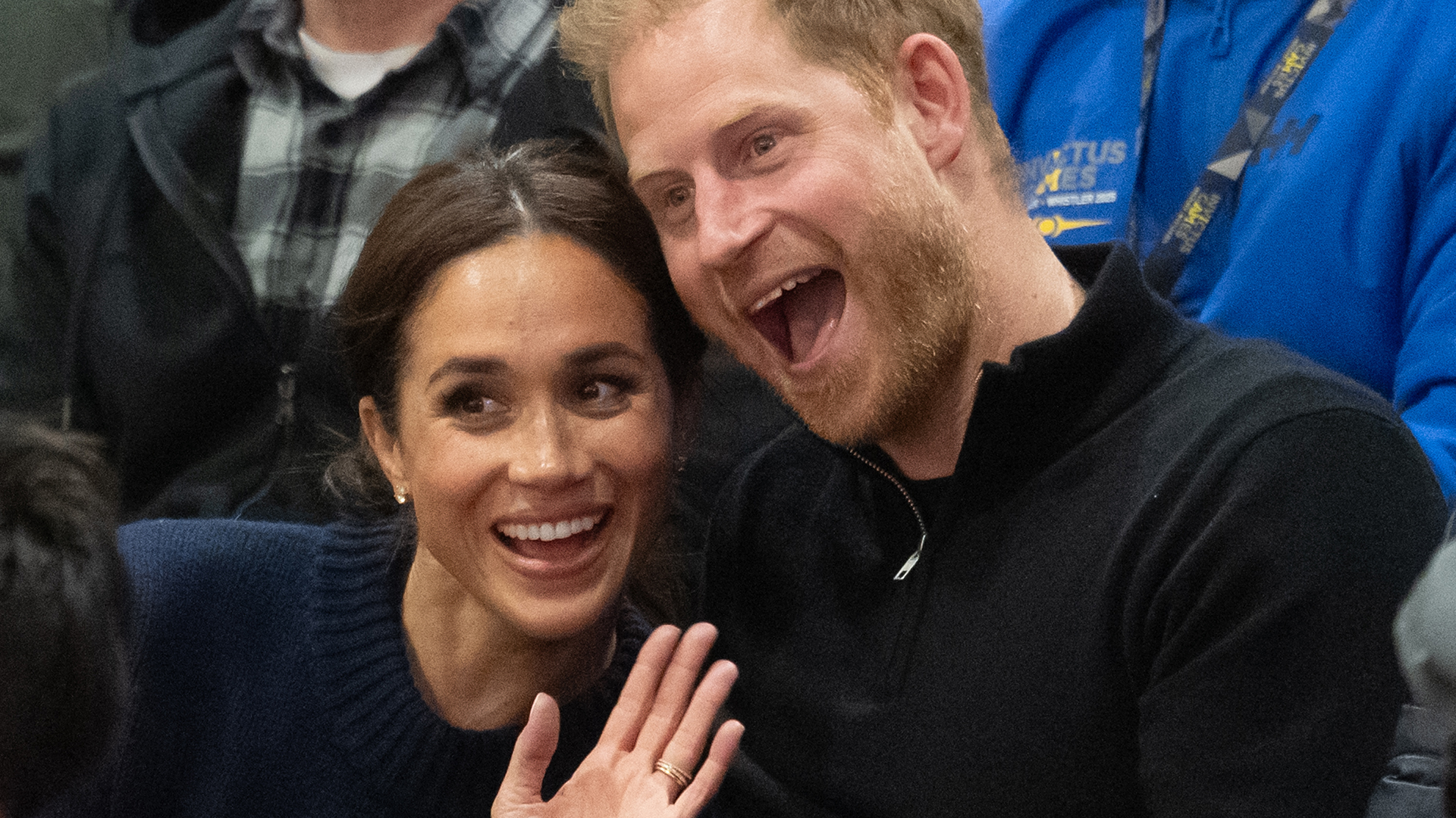 Filhos de Meghan e príncipe Harry são mais ruivos do que o pai. Veja as fotos