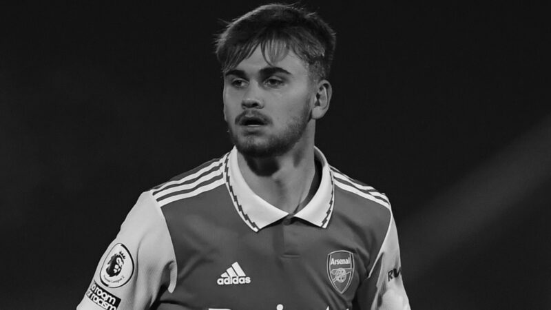 Billy Vigar, ex-jogador da base do Arsenal, morre após grave lesão cerebral