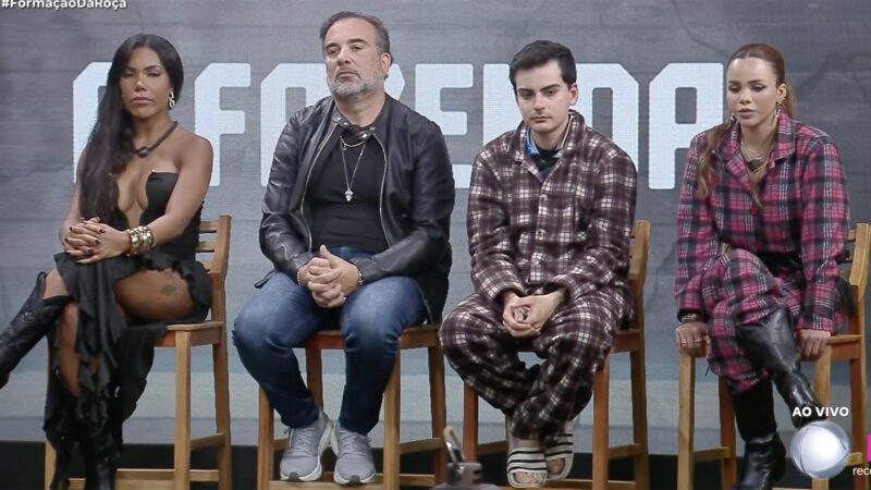 A Fazenda 17: Carol, Fabiano, Dudu e Gabily estão na primeira roça