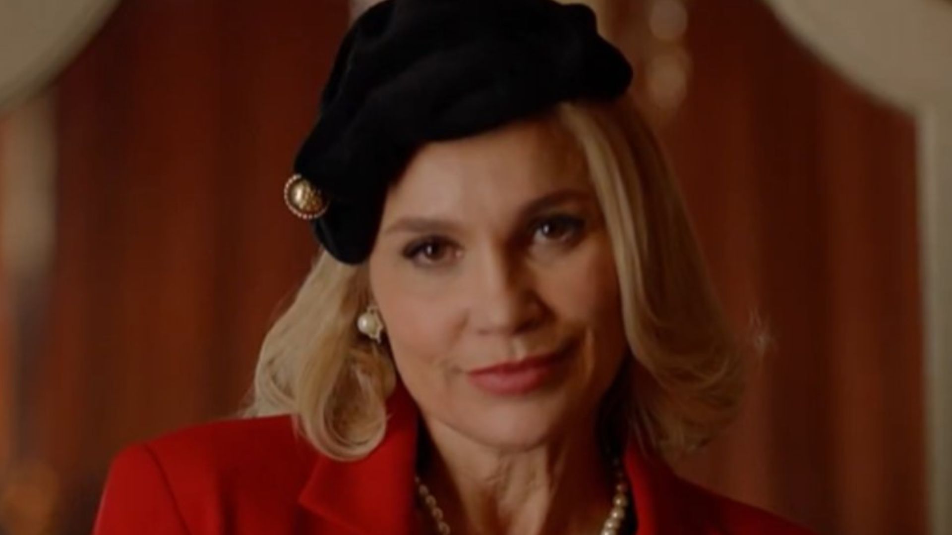 Êta Mundo Melhor!: Sandra mostra seu lado cruel e humilha nova vítima