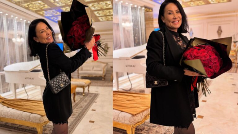 Scheila Carvalho comemora a chegada de seus 52 anos