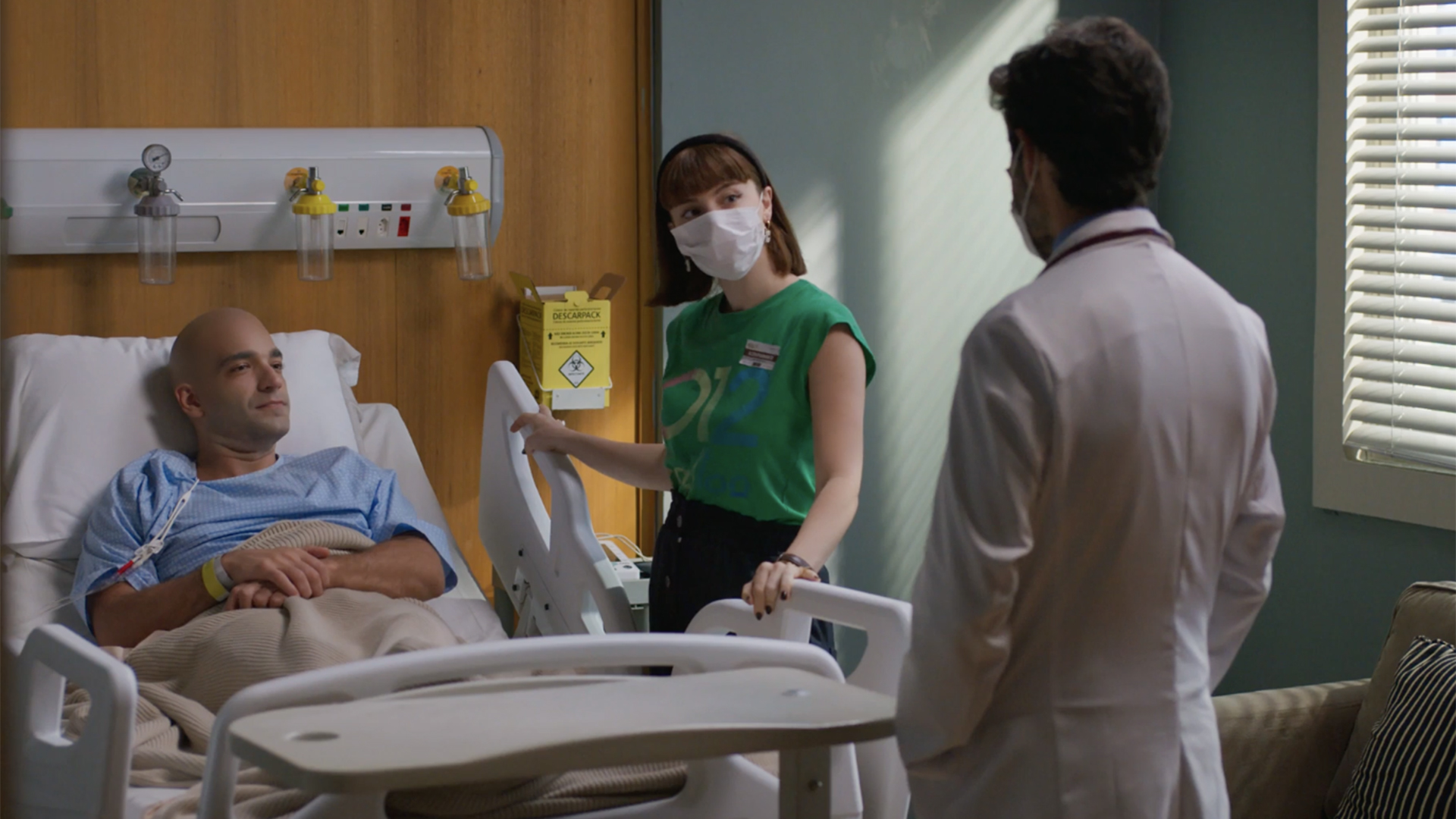 Solange (Alice Wegmann) na novela Vale Tudo - Foto: Reprodução / Globo