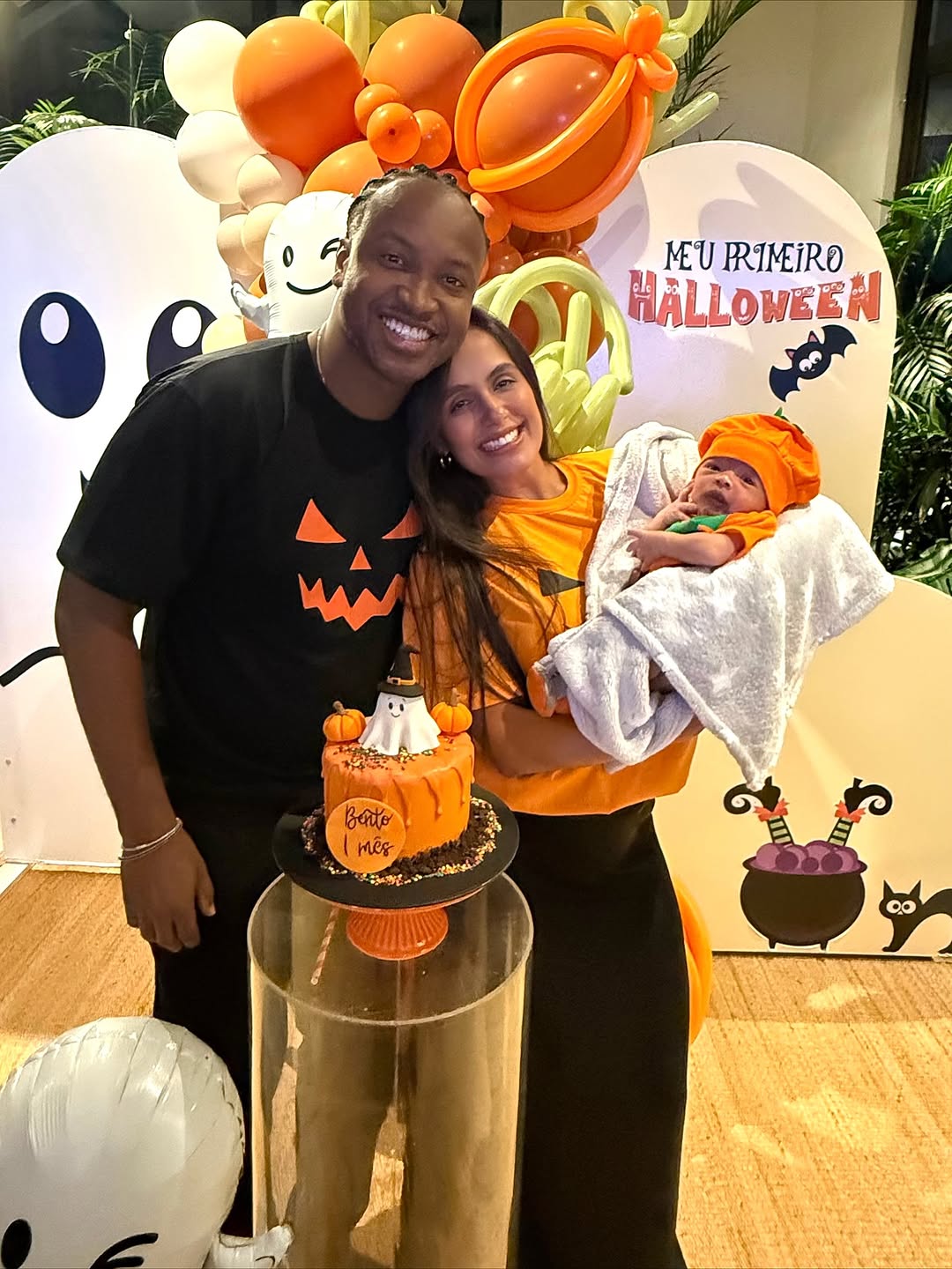 Thiaguinho, Carol Peixinho e Bento - Foto: Reprodução / Instagram @carolpeixinho