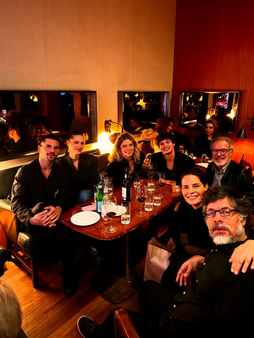 Comemoração do aniversário de 28 anos do ator Pedro Waddington — Foto: Reprodução/Instagram @helenaranaldi