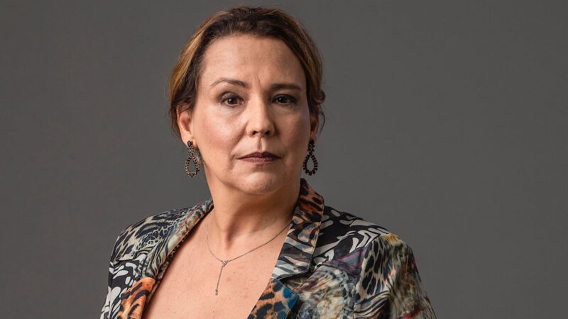 Ana Beatriz Nogueira desabafa sobre hábito e médico alerta: ‘Risco aumentado de desenvolver câncer’