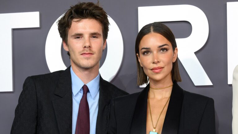 Namorada brasileira revela como conheceu e começou relacionamento com Cruz Beckham