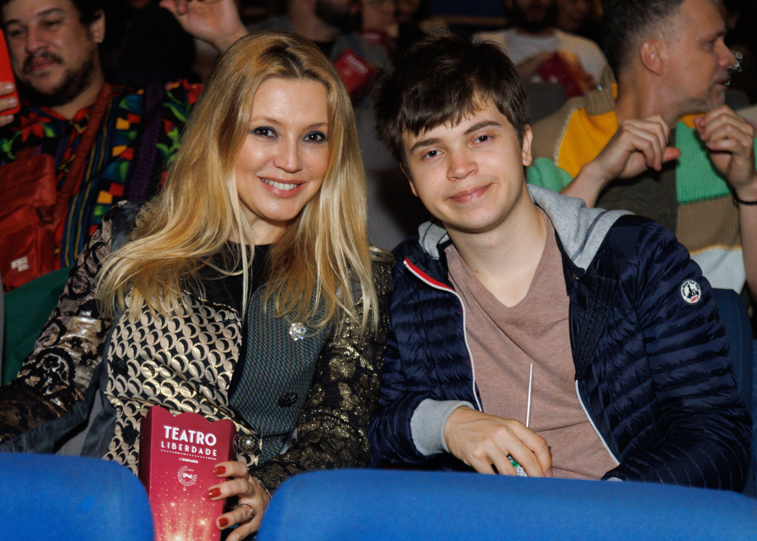 Patricia de Sabrit e o filho, Maximilian - Foto: Clayton Felizardo / Brazil News