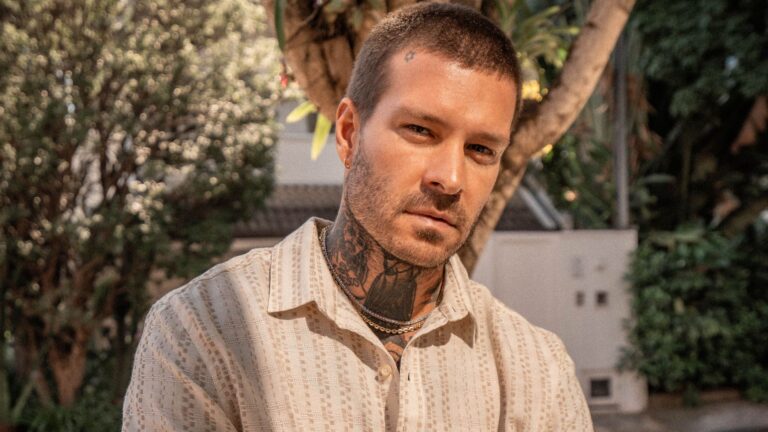 Mateus Verdelho fala sobre tremor nos olhos e médico explica quando é hora de se preocupar