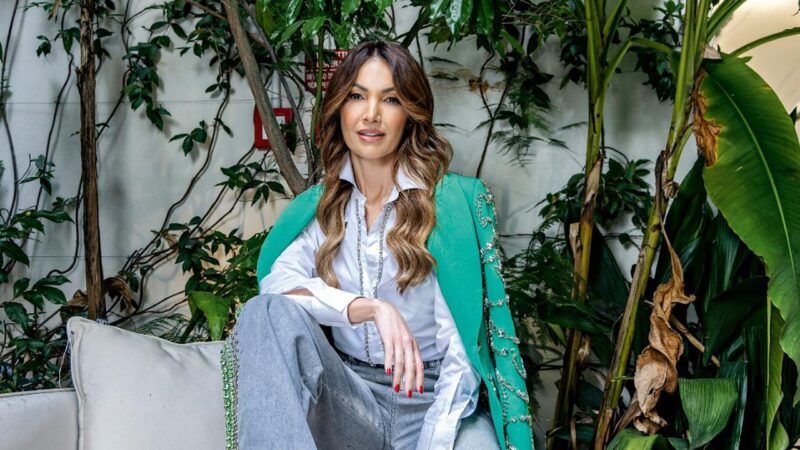 A estrela exalta a moda para além das passarelas - Fotos: GLAUBER BASSI