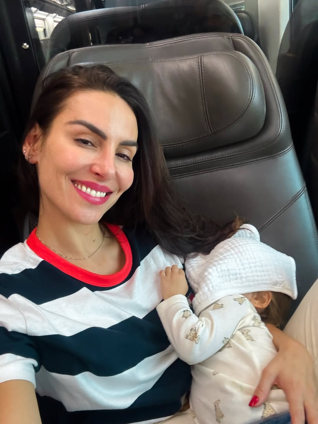 Mel Fronckowiak mostra registros de viagem com Rodrigo Santoro e as filhas - FOto: Reprodução @melfronck