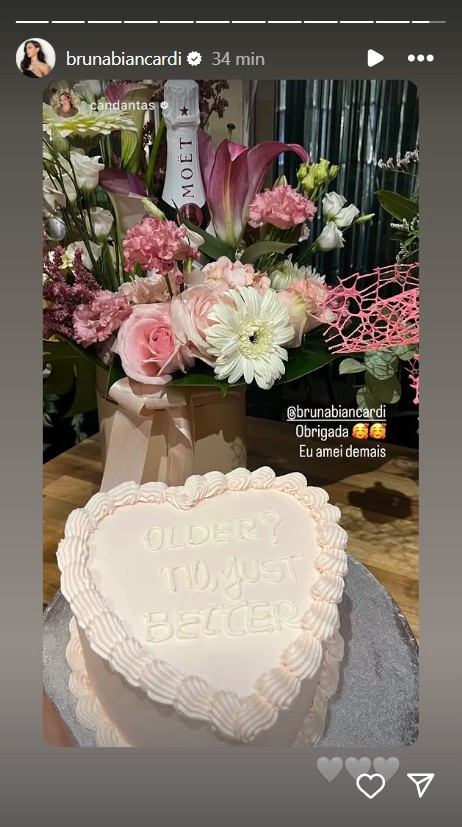 Bruna Biancardi presenteia Carol Dantas - Reprodução/Instagram @brunabiancardi 
