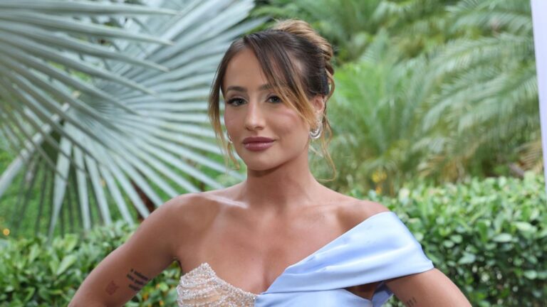 Vestido diferente de Bruna Griphao divide opiniões entre os fãs: ‘Errou’