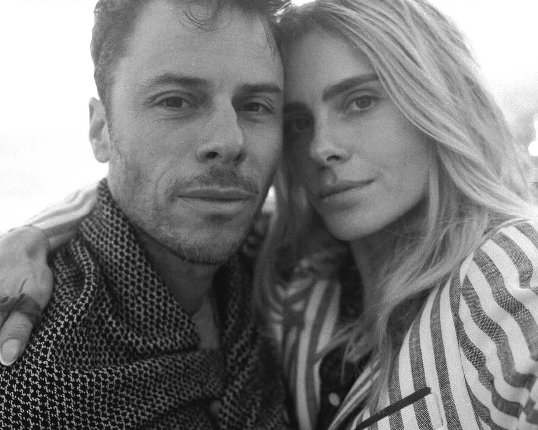 Carolina Dieckmmman com o marido, Tiago Worcman - Foto: Reprodução / Instagram @loracarola