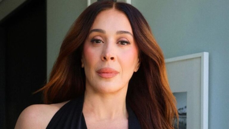 Claudia Raia fratura o tornozelo durante apresentação e médico explica diferenças entre entorse e fratura
