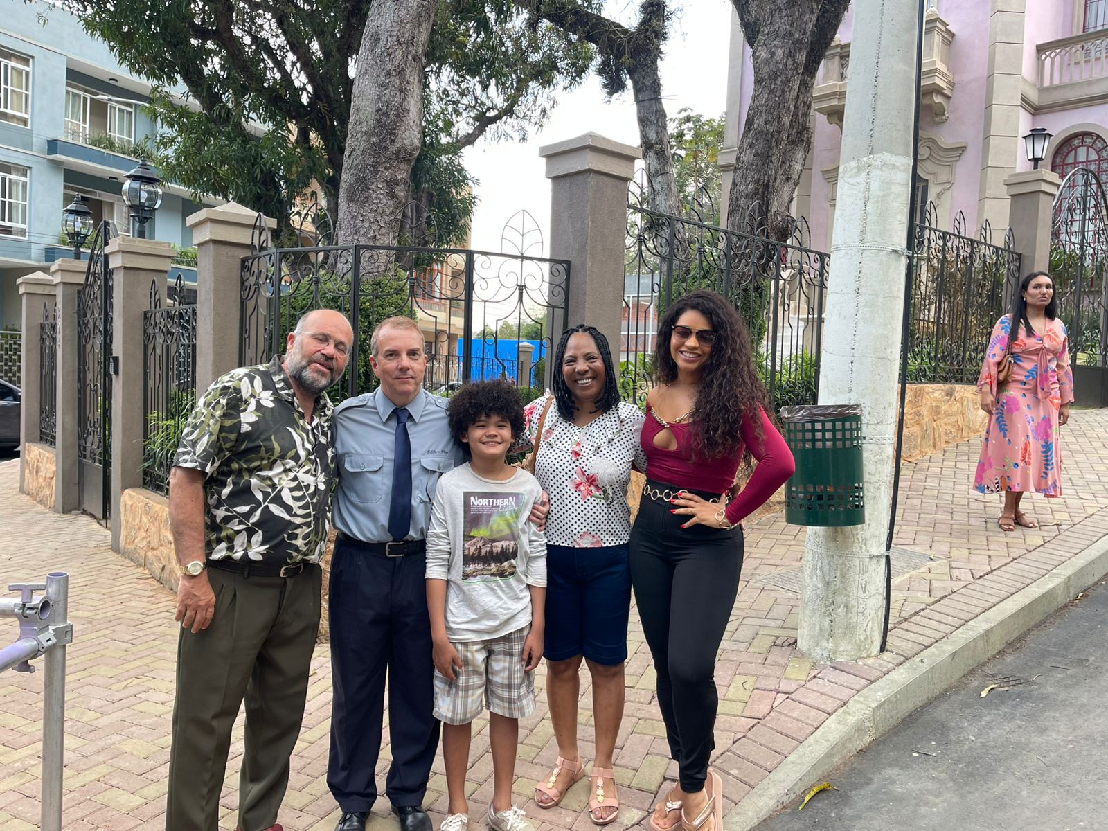 Davi Luis Flores e elenco - Foto: Divulgação