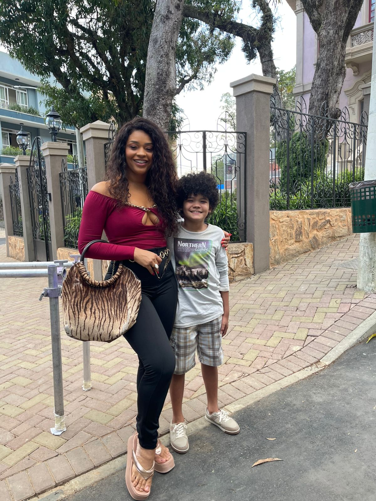 Davi Luis Flores e Juliana Alves - Foto: Divulgação