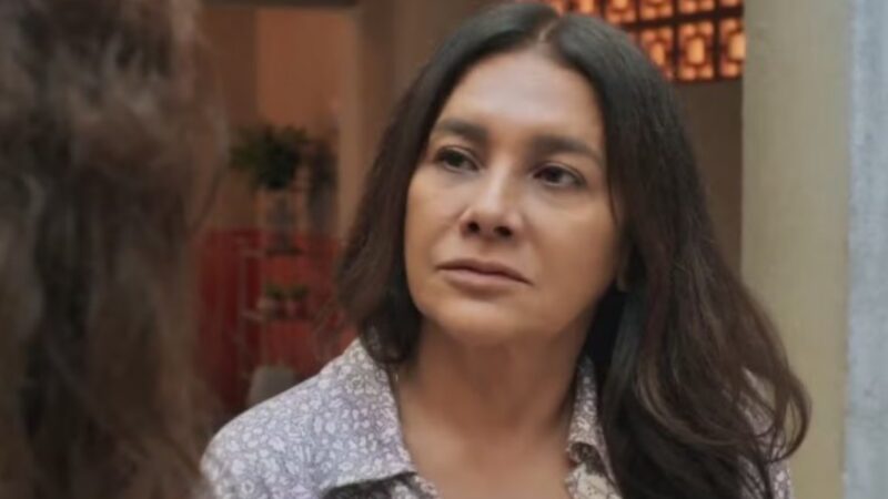 Lígia, personagem de Dira Paes