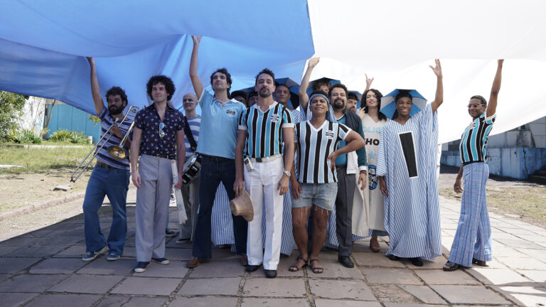 Irandhir Santos começa as filmagens de história sobre a torcida gay de futebol