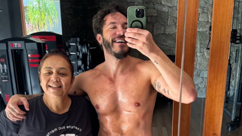 Eliezer explica por que sua mãe foi embora de sua casa após meses com ele e Viih Tube