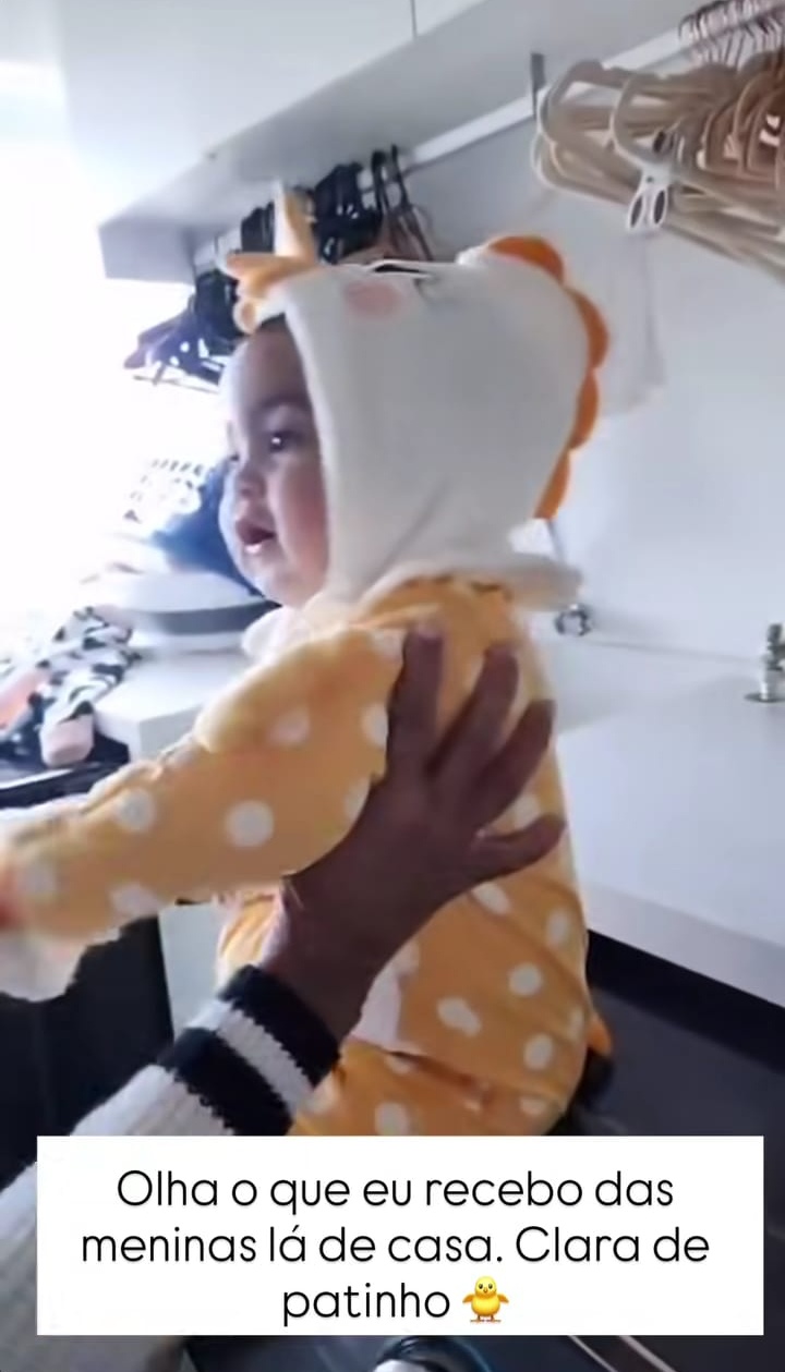 Graciele Lacerda mostra look da filha, Clara