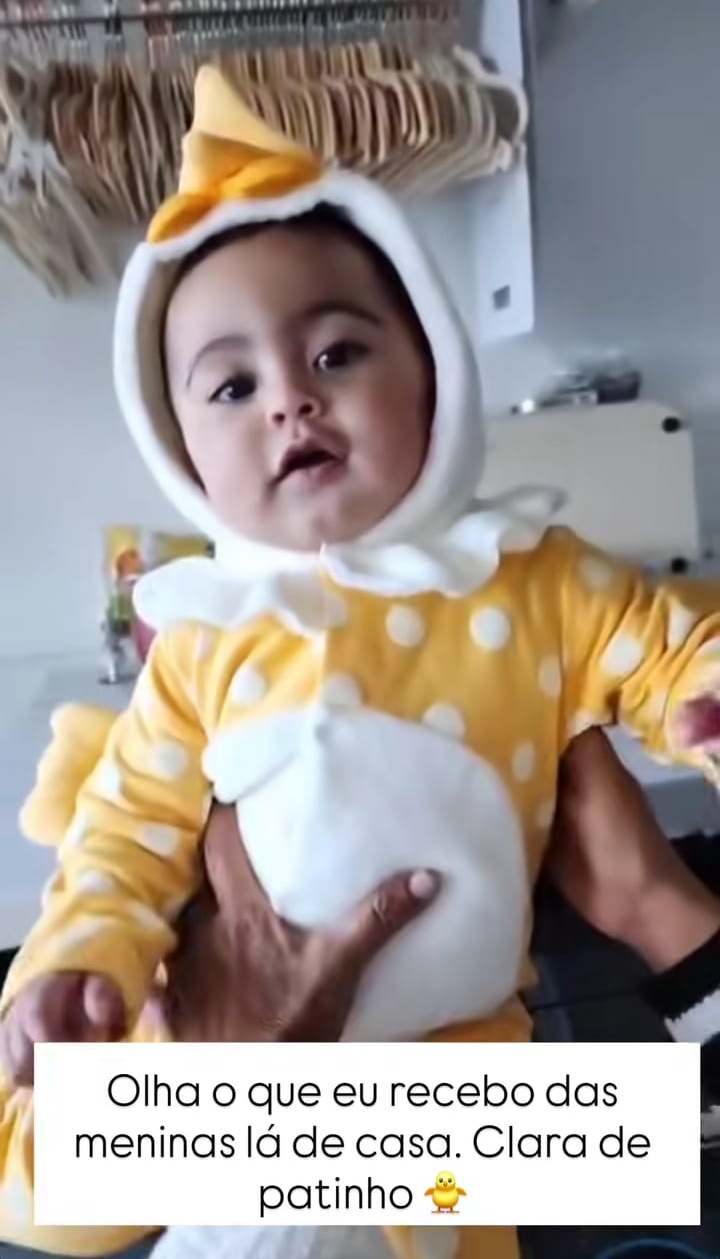 Graciele Lacerda mostra look da filha, Clara 