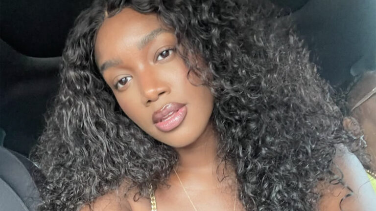 Iza surge com o ex-namorado, Yuri Lima, e a filha em nova foto