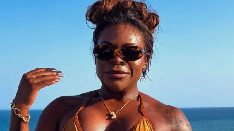 Jojo Todynho impressiona ao exibir boa forma em dia de piscina: ‘Um arraso’