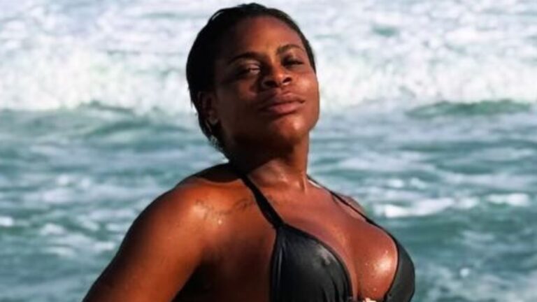 Jojo Todynho surge de biquíni e revela como está seu corpo após perder quase 90 kg