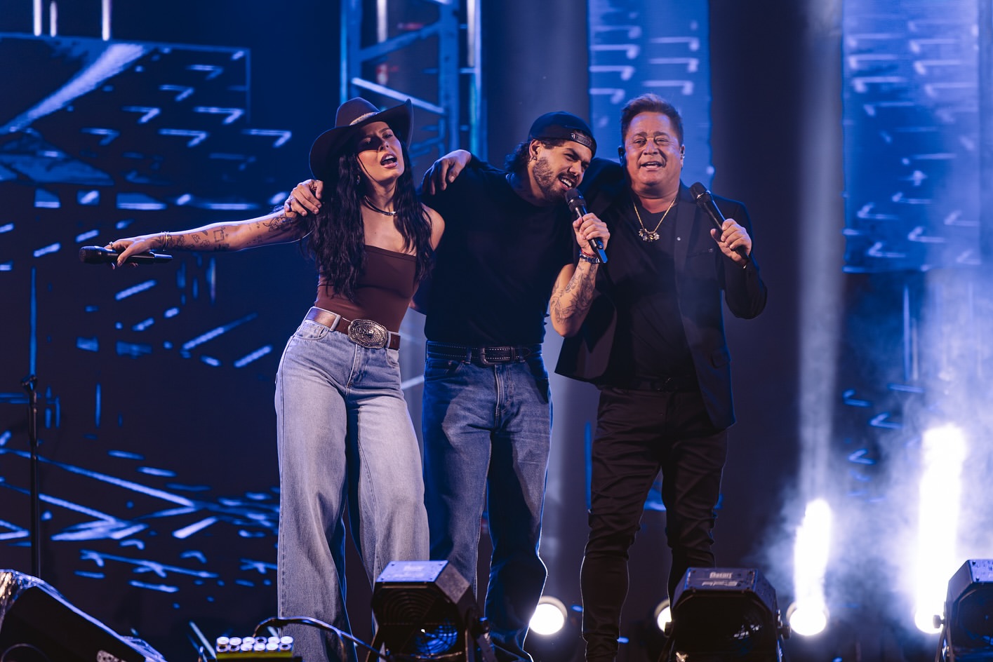Leonardo recebe Zé Felipe e Ana Castela em show no Paraná - Foto: Reprodução / Instagram @leonardo 
