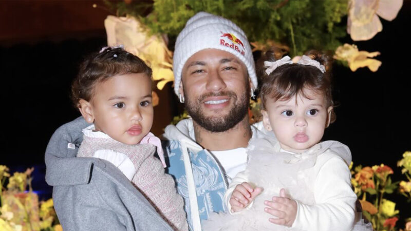 Ela foi! Helena é vista chegando com a mãe de Neymar Jr na festa de Mavie