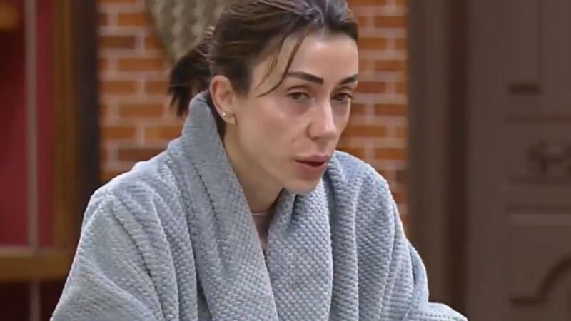 Michelle Barros em A Fazenda 17 - Foto: Reprodução / Record TV