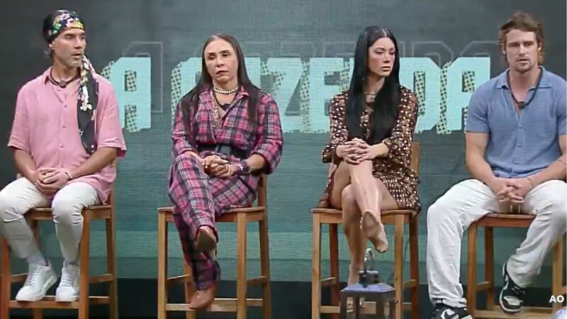Fernando, Yoná, Rayane e Matheus estão na roça de A Fazenda 17 - Foto: Reprodução/Record TV