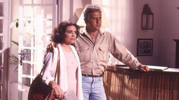 Raquel (Regina Duarte) e Ivan (Antonio Fagundes) em Vale Tudo - Foto: Reprodução / TV Globo