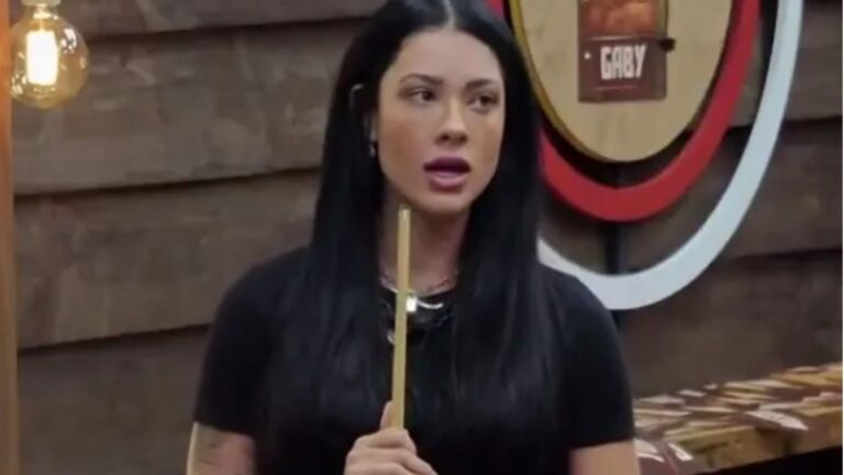 A Fazenda 17: Rayane revela qual peão indicará para a terceira roça