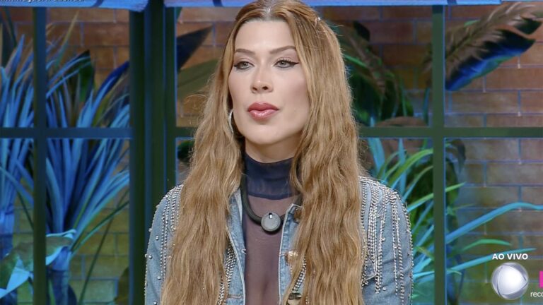 A Fazenda 17: Renata é a segunda eliminada do reality