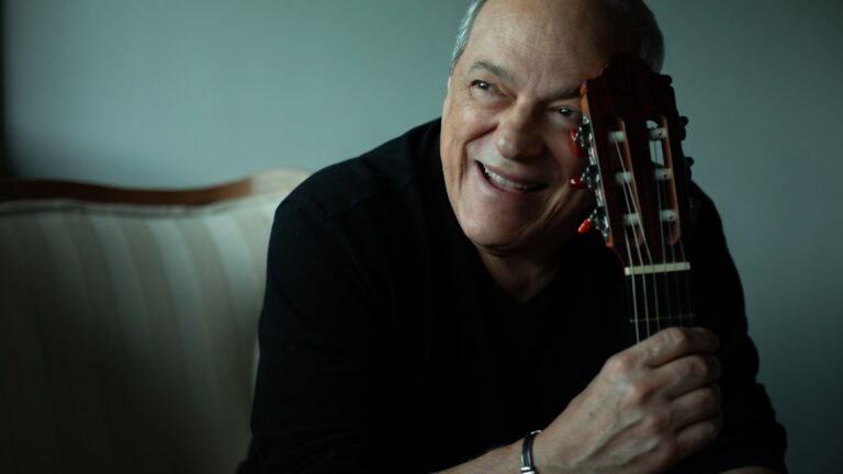 Toquinho celebra 60 anos de carreira: ‘A música tem esse papel de trazer leveza’