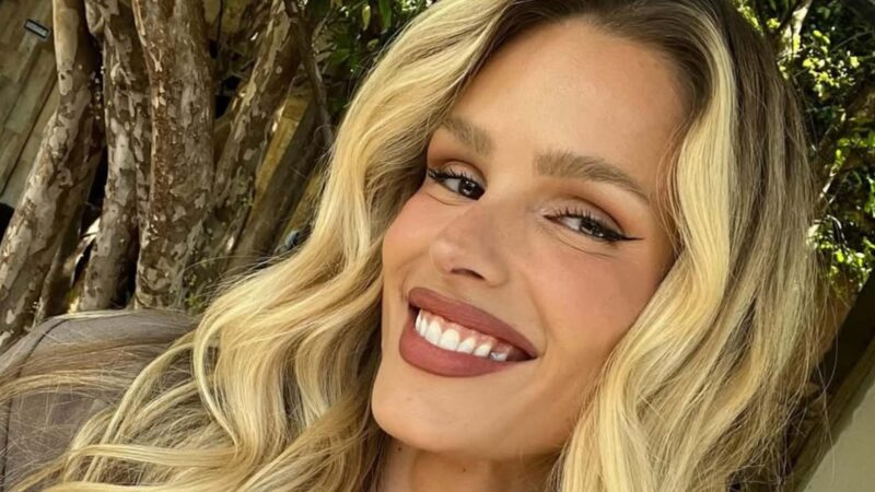 Yasmin Brunet enfrenta síndrome que causa desconforto e médica explica: 'Dor abdominal'