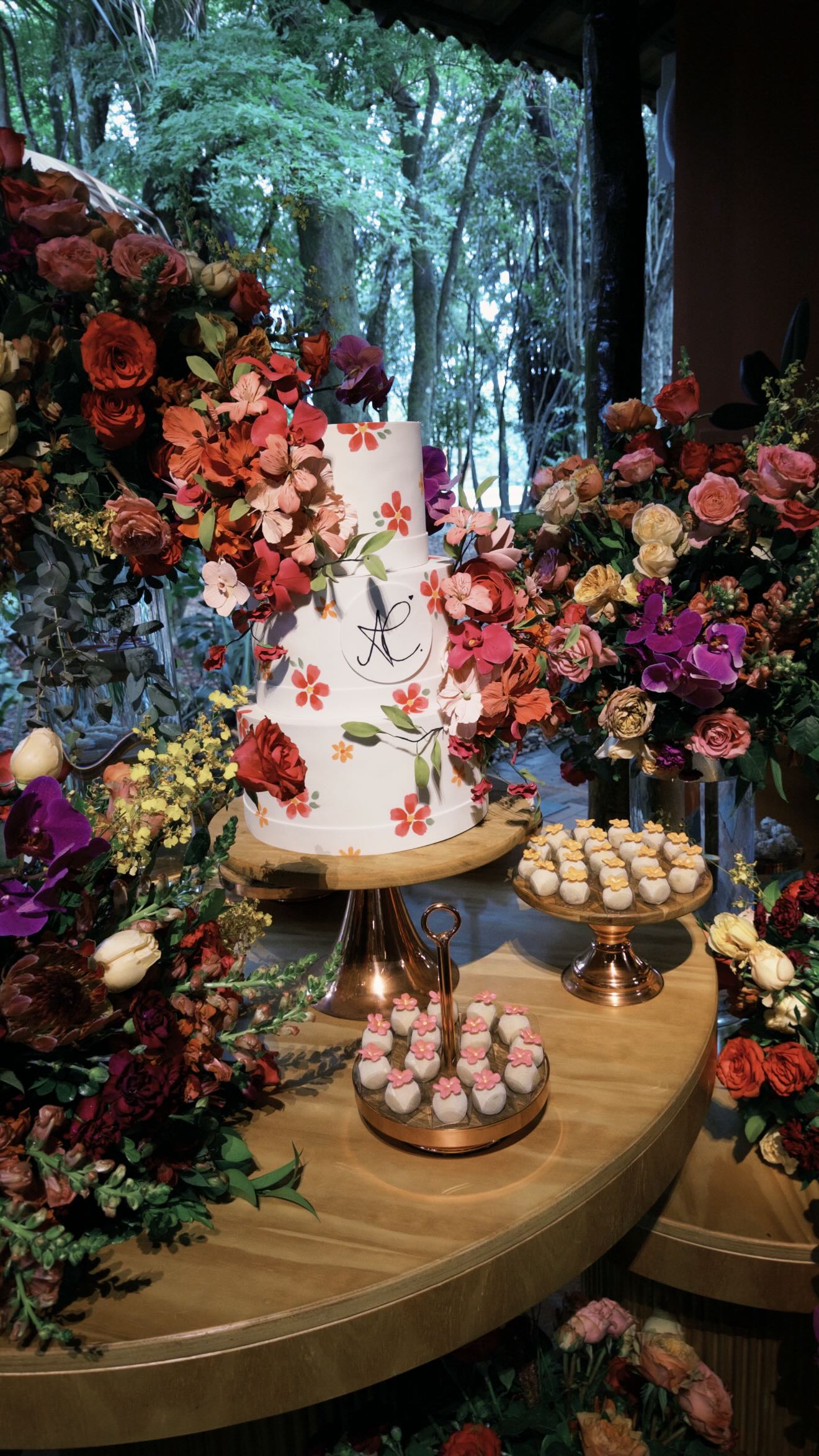 Bolo de aniversário de Ana Castela - Foto: Reprodução / Instagram
