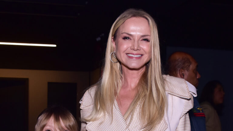 Filha de Eliana rouba a cena com look fofíssimo em noite no cinema