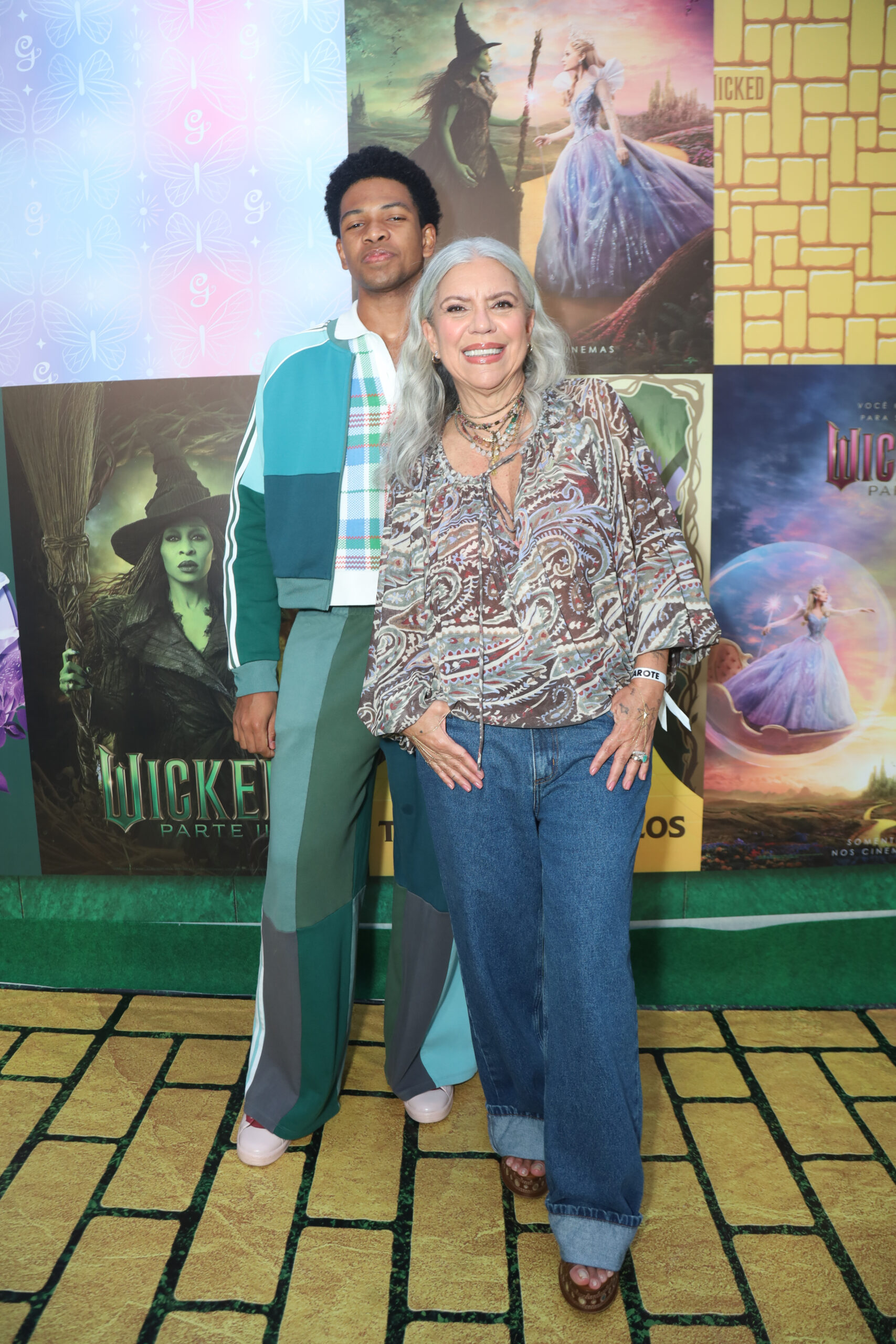 Astrid Fontenelle e filho - Foto: Clayton Felizardo / Brazilnews