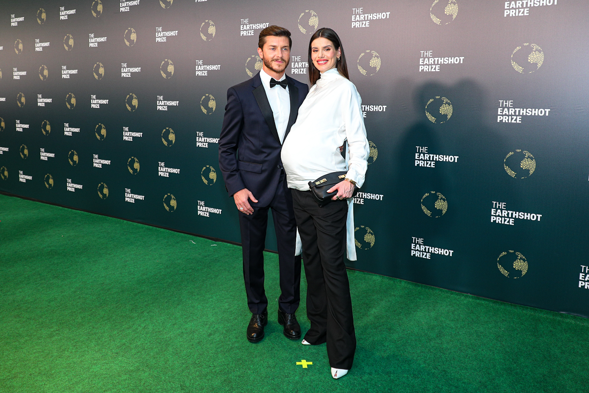Camila Queiroz e Klebber Toledo no Prêmio Eartshot - Foto: Victor Chapetta/BrazilNews