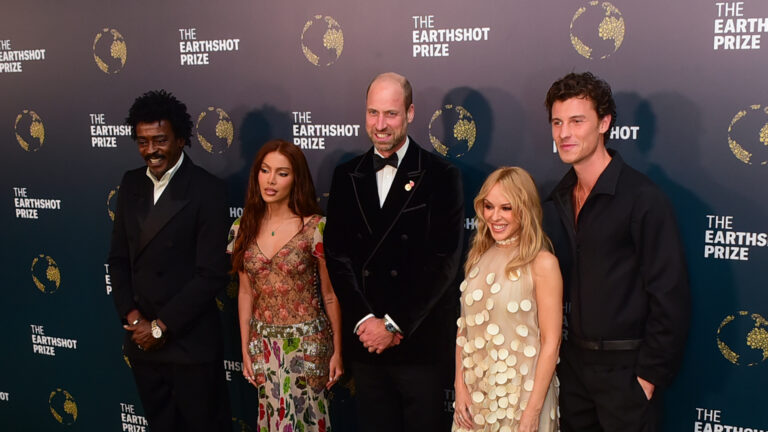 Príncipe William encontra os famosos na cerimônia do Prêmio Earthshot no RJ