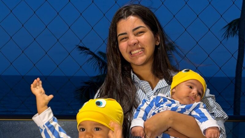 Filhos de Ary Mirelle e João Gomes roubam a cena com looks iguais