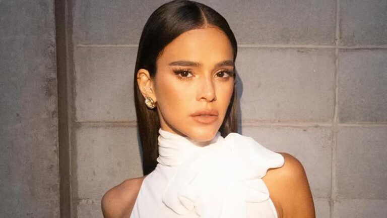 Saiba qual é o preço do vestido branco de Bruna Marquezine