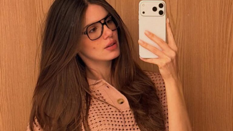 Cresceu muito! Camila Queiroz encanta ao exibir o barrigão na reta final da gravidez